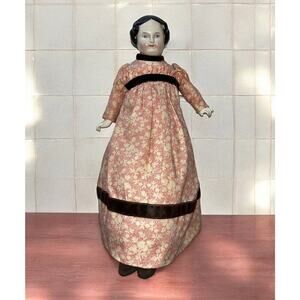 ANTIQUE Vintage early 1920S PORCELAIN CHINA DOLL collectible floral dress